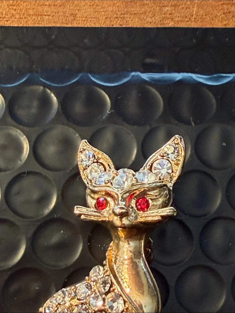 Cottagecore Kitsch Gold Tone Embellished Sitting Cat